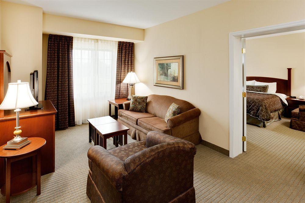 Staybridge Suites Harrisburg-Hershey By Ihg Room photo