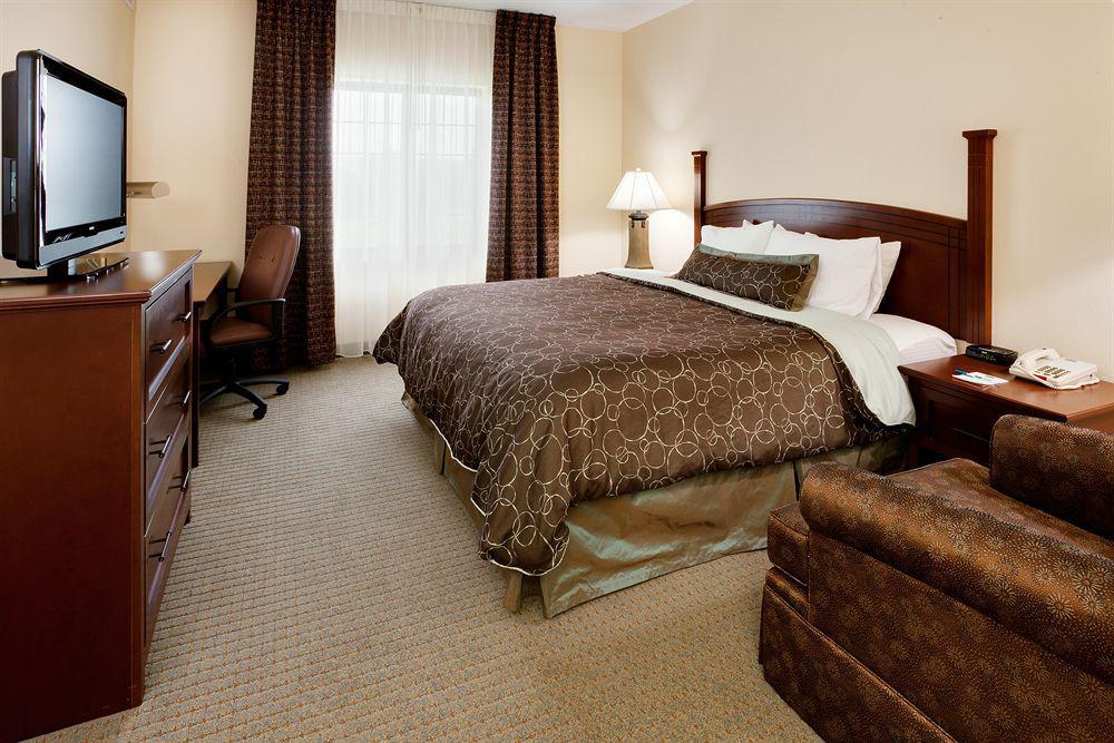 Staybridge Suites Harrisburg-Hershey By Ihg Room photo